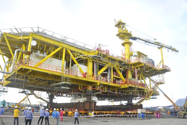 PET – ALE has performed successful load out of Diamond topside
